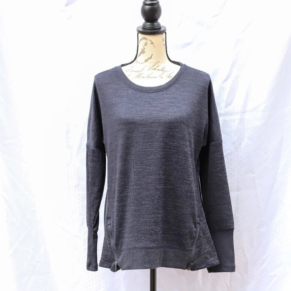Active Life Size XL grey front side zip long sleeve jersey/sweatshirt
